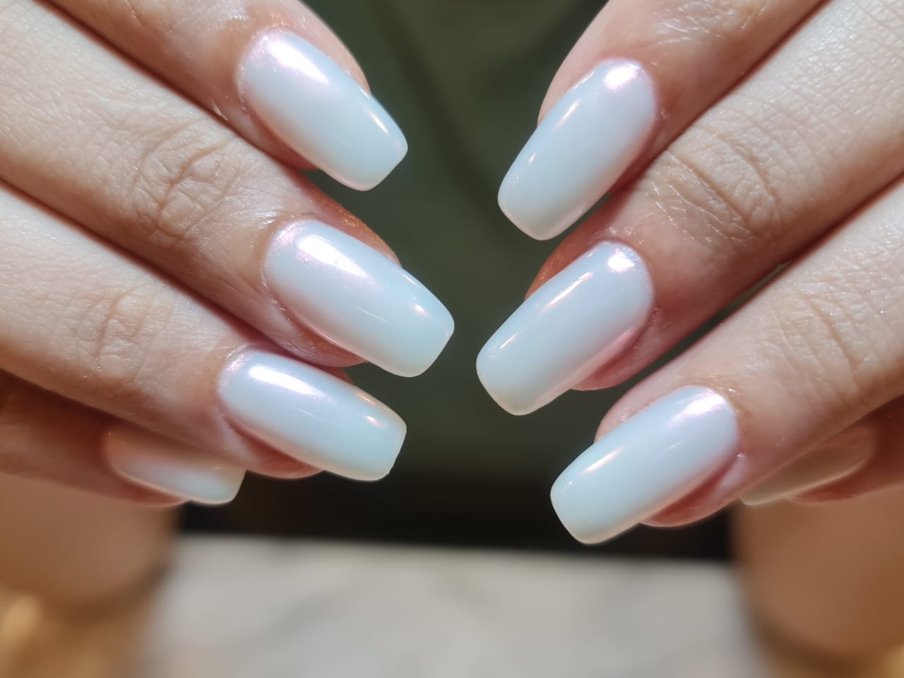 White pearl nails